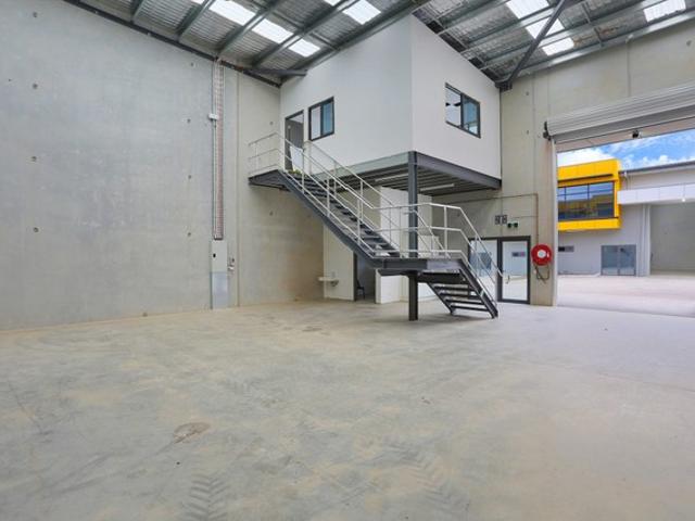 Warehouse for rent in Sydney, New South Wales