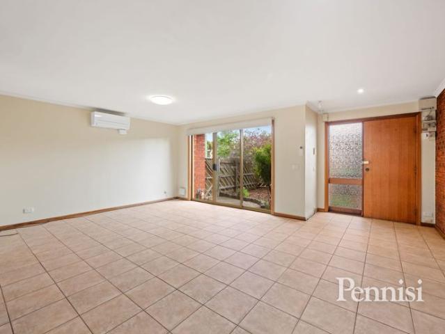 Townhouse for rent in Camerons Creek, Victoria