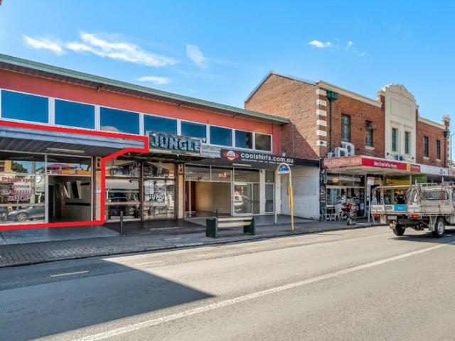 Retail for rent in Toombul, Queensland