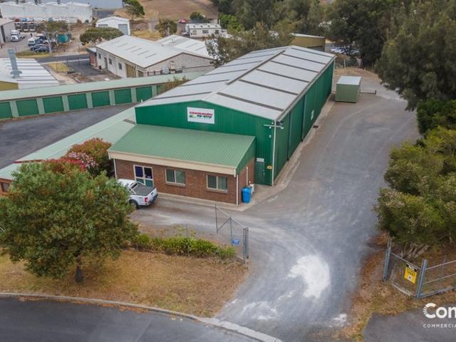Warehouse for rent in Mount Gambier, South Australia
