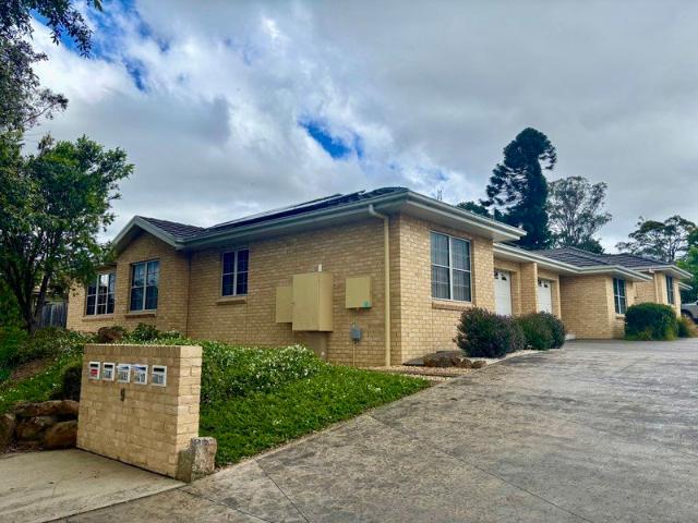 Villa for rent in Bomaderry, Shoalhaven City Council