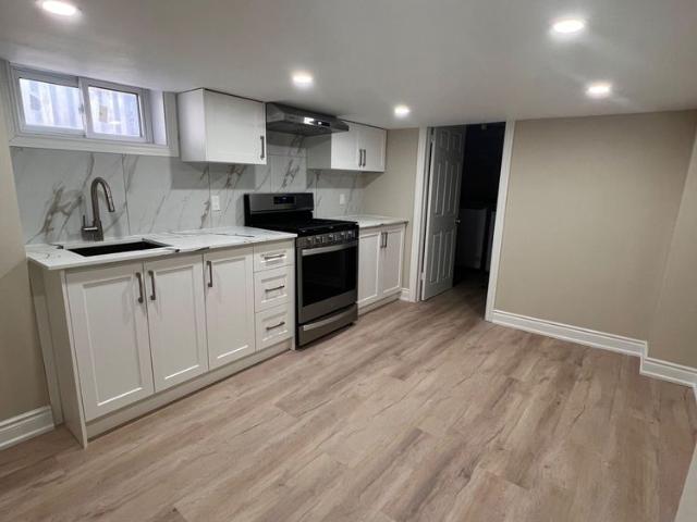 Apartment for rent in Richmond Hill, Golden Horseshoe
