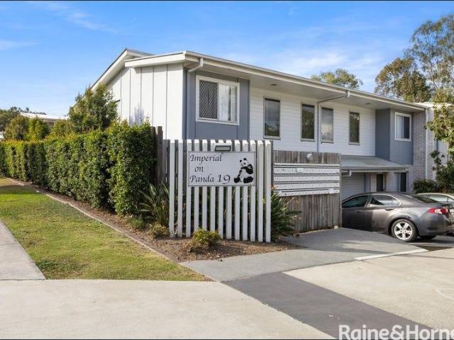 Townhouse for rent in Toombul, Queensland