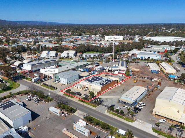 Warehouse for rent in Maddington, Western Australia