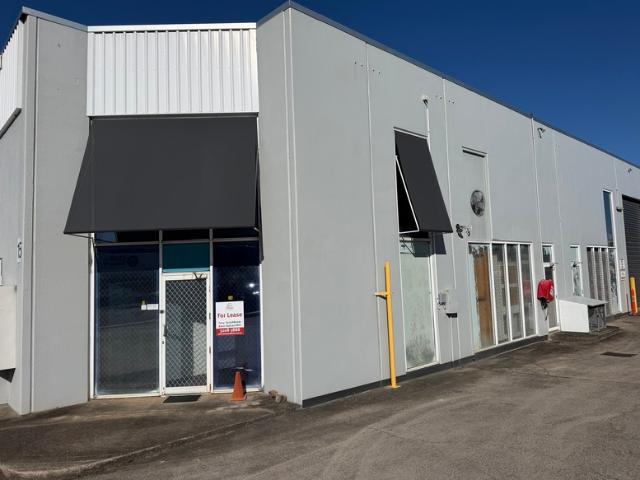 Office for rent in Toombul, Queensland