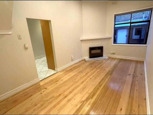 Townhouse for rent in Camerons Creek, Victoria