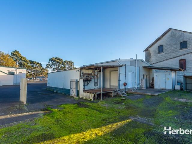 Retail for rent in Mount Gambier, South Australia