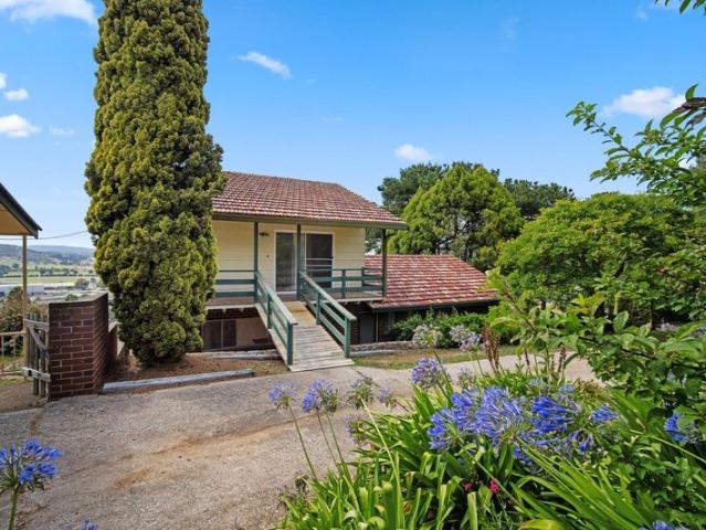 House for rent in Garfield, Goulburn