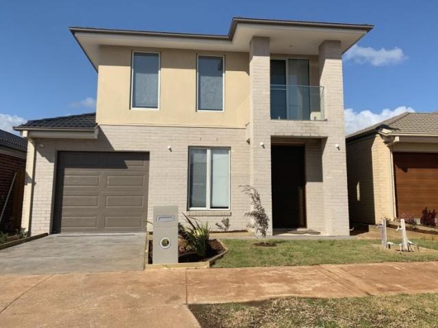 House for rent in Woodlea, Melbourne
