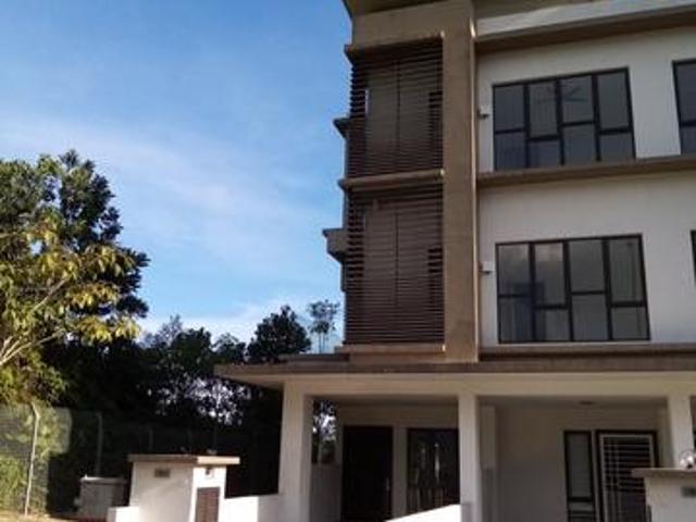 Terraced House for rent in Tanjong Sepat, Selangor