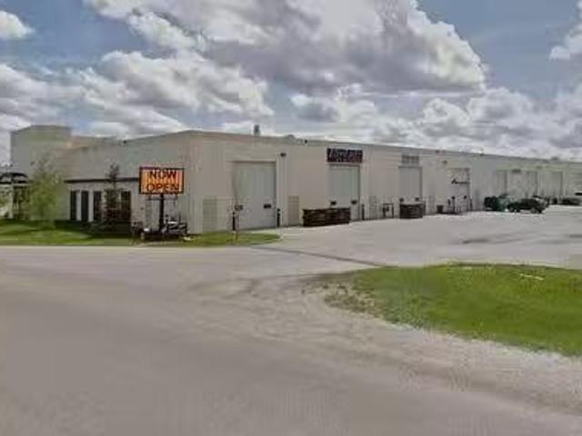 House for rent in Woking, Alberta