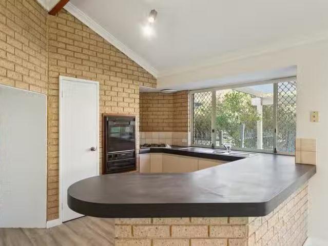 House for rent in Marangaroo, Western Australia