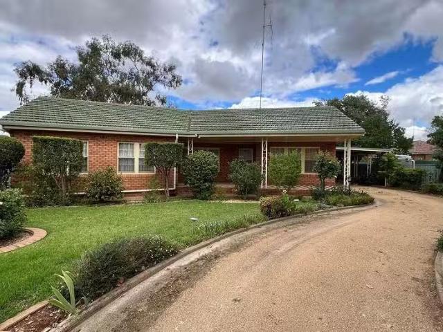 House for rent in Parkes, New South Wales