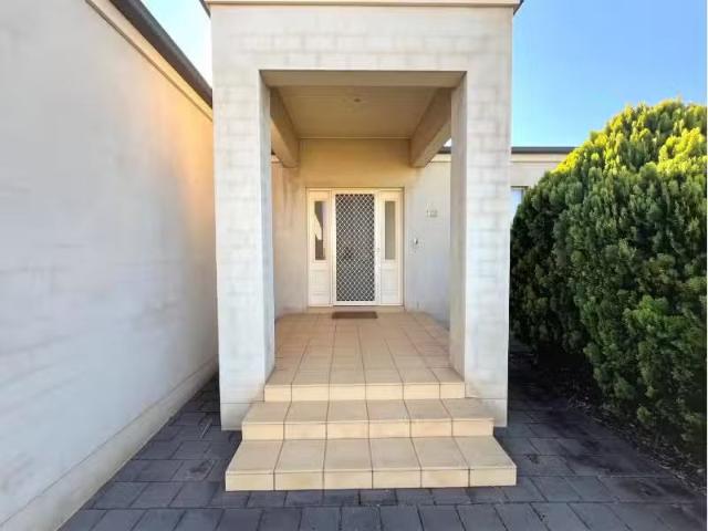 House for rent in Griffith, New South Wales