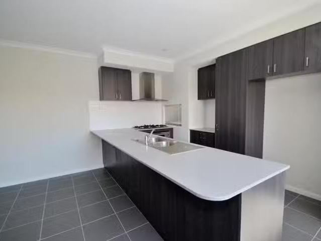 House for rent in Piara Waters, Western Australia