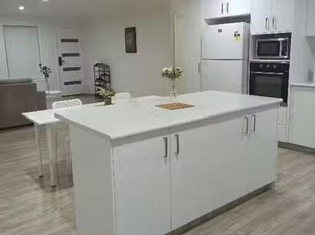 Apartment for rent in Lake Clarendon, Queensland