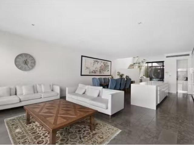 Condo for rent in Camerons Creek, Victoria