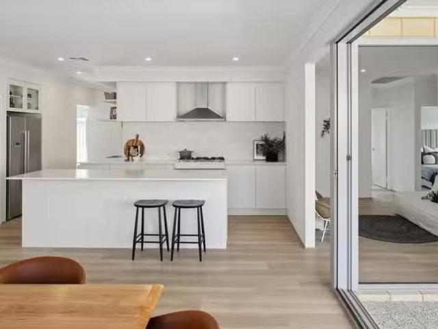 House for rent in Mandogalup, Western Australia