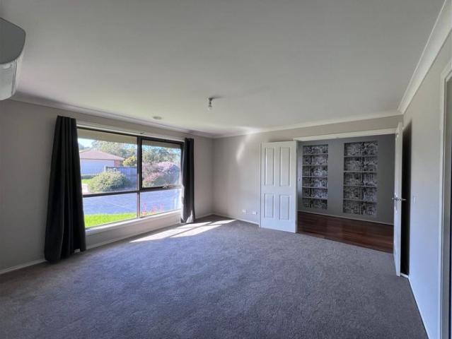House for rent in Allambee, Victoria