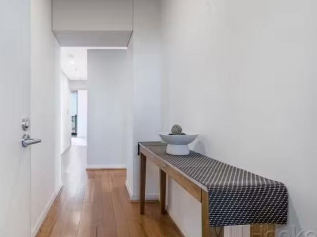 Apartment for rent in Cockburn, Western Australia