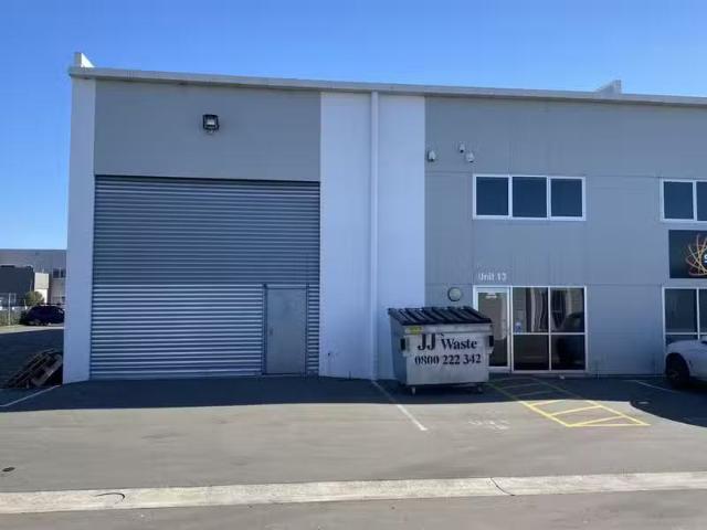 House for rent in Chaslands, Canterbury