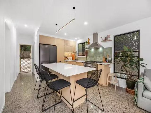Apartment for rent in Toombul, Queensland