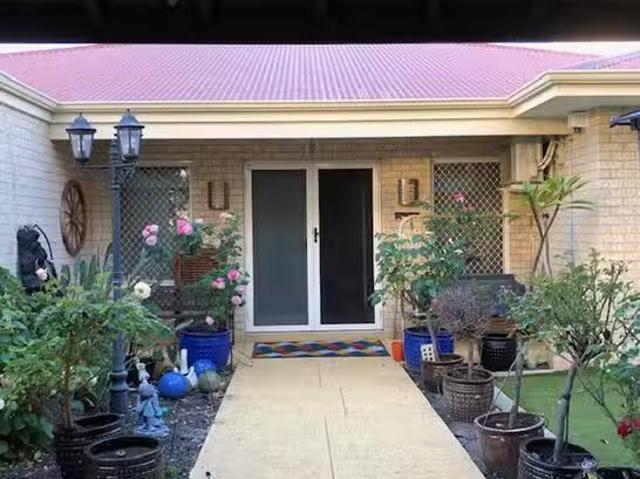 House for rent in Canning Vale, Western Australia