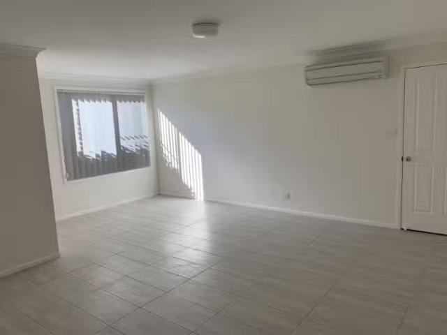 Apartment for rent in Piallamore, New South Wales