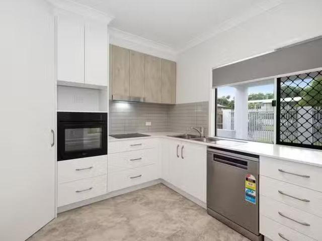 Apartment for rent in Aitkenvale, Queensland