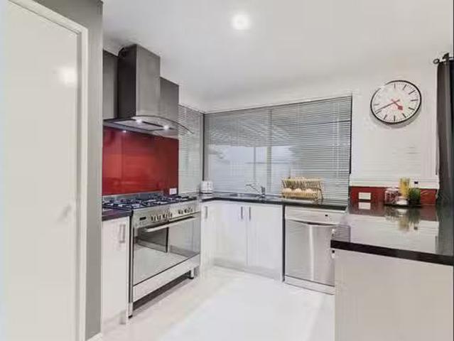 House for rent in Waikiki, Western Australia