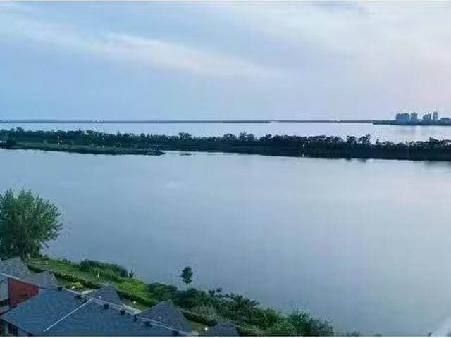 Apartment for rent in Brossard, Quebec