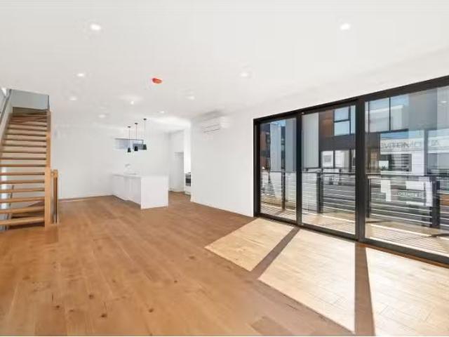 Condo for rent in Camerons Creek, Victoria