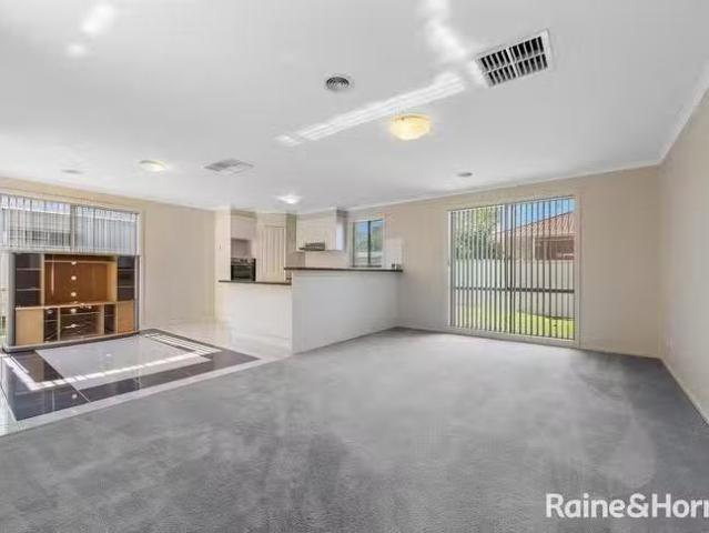 House for rent in Albanvale, Victoria