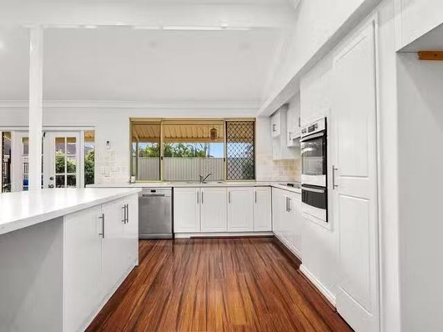 House for rent in Winthrop, Western Australia