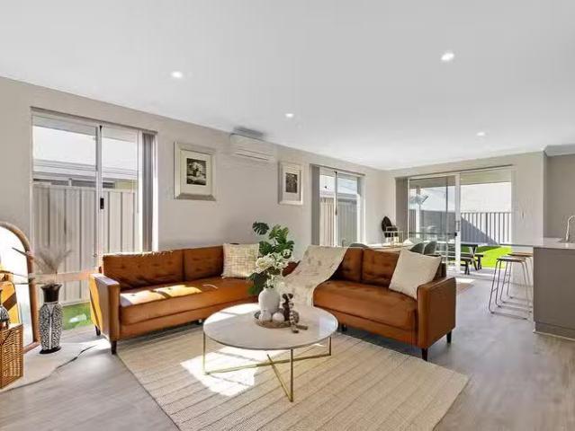 House for rent in Piara Waters, Western Australia