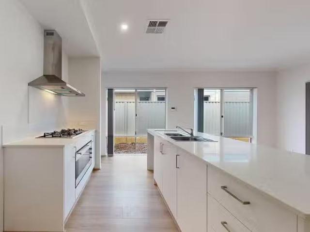 House for rent in Alkimos, Western Australia
