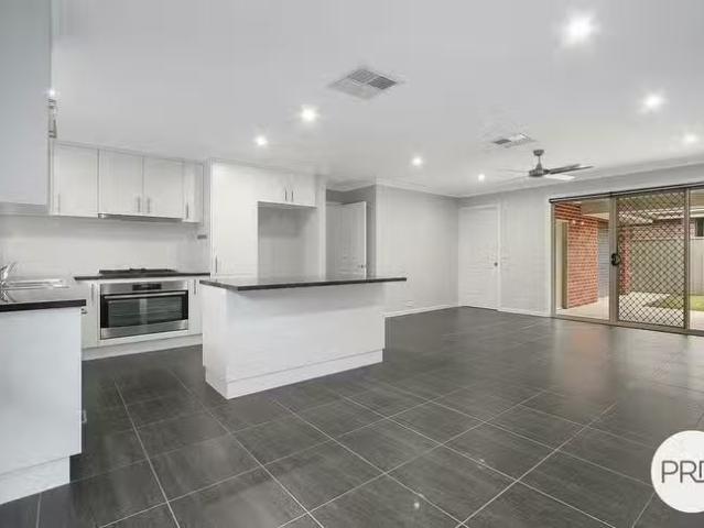 House for rent in Kialla, Victoria