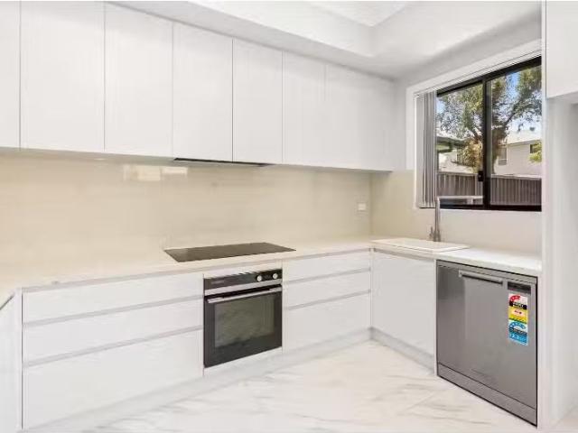 Condo for rent in Sydney, New South Wales