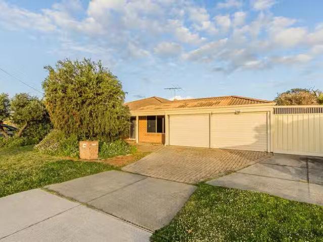House for rent in Seville Grove, Western Australia