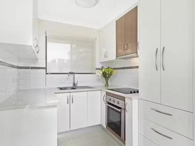 Apartment for rent in Toombul, Queensland