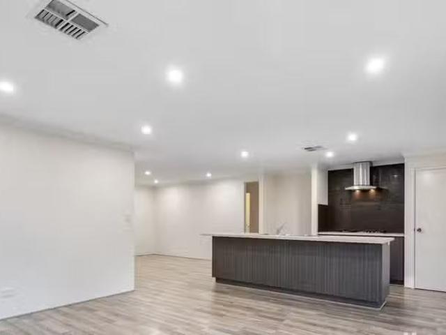 House for rent in Landsdale, Western Australia
