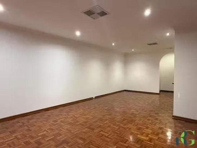 House for rent in Booragoon, Western Australia
