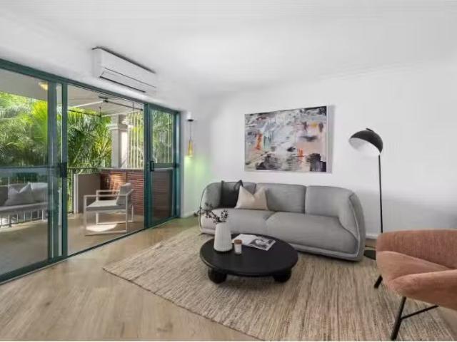 Apartment for rent in Toombul, Queensland