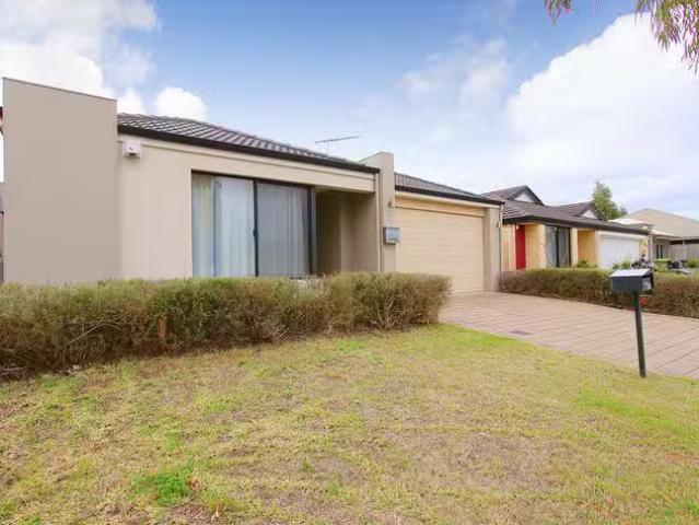 House for rent in Queens Park, Western Australia