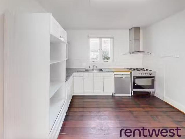 House for rent in Shepparton East, Victoria