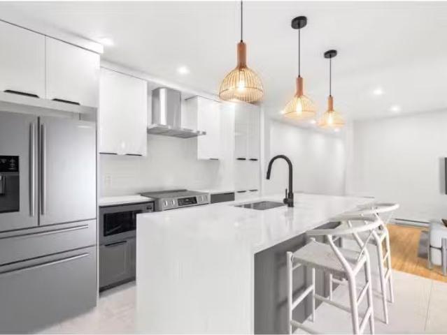 Apartment for rent in St. Leonard's, Quebec