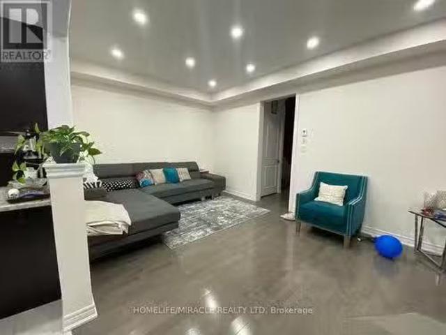 Condo for rent in Georgina, Ontario