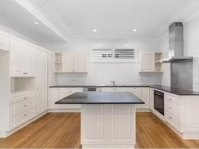 House for rent in Bateau Bay, New South Wales