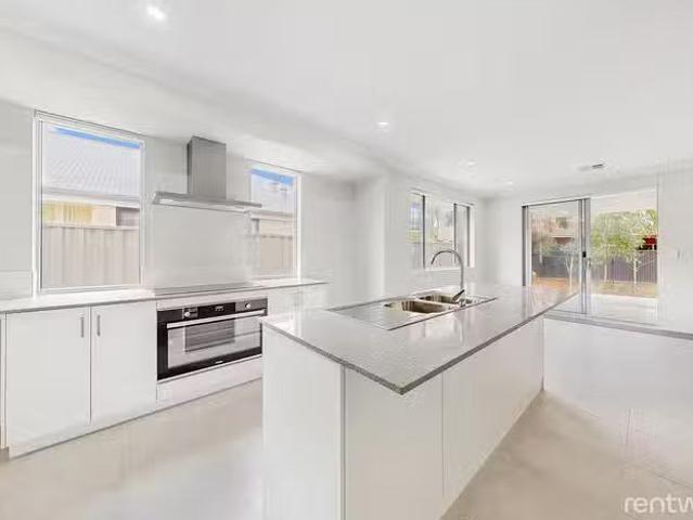 House for rent in South Guildford, Western Australia