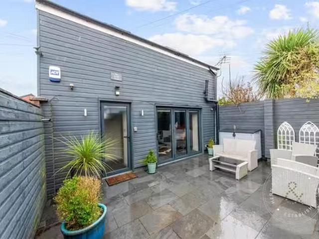 House for rent in Falcon Lodge, Wales